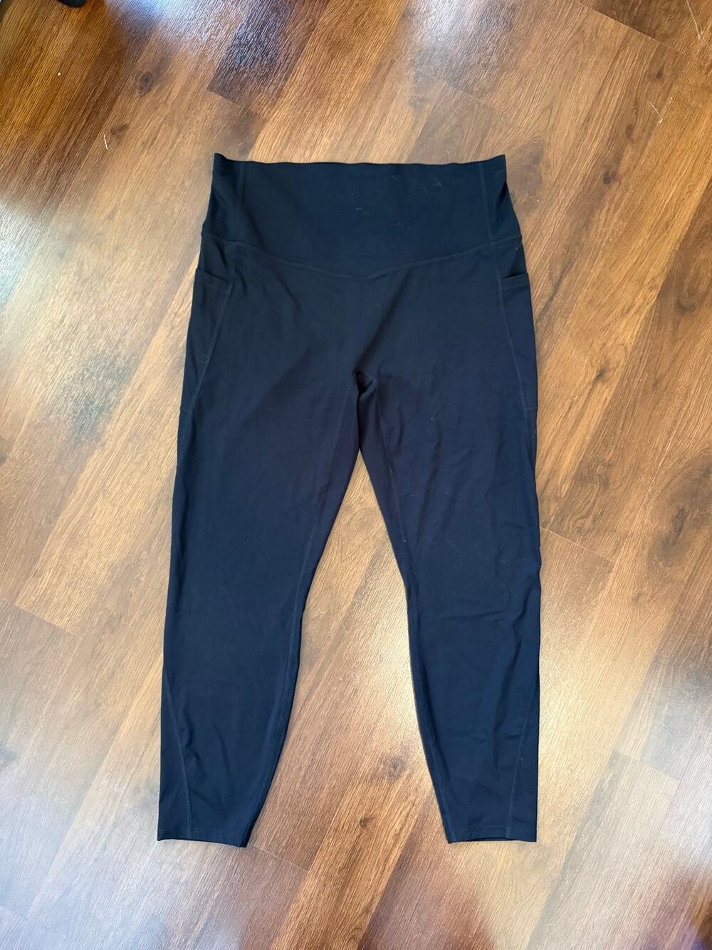 Halara High Rise 7/8 Leggings Black Sz XL Pockets Active Athleisure Workout Yoga